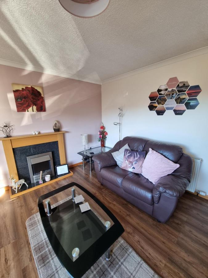 Вилла 20 Stormyhill Road, Portree, Isle Of Skye Экстерьер фото